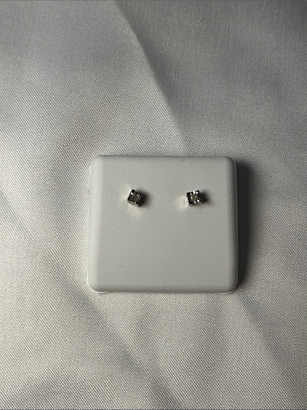 1/20CTW Natural Diamond Square Earrings